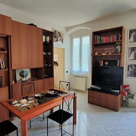 Appartement Un Balcone In Pineta à Fezzano  Extérieur photo